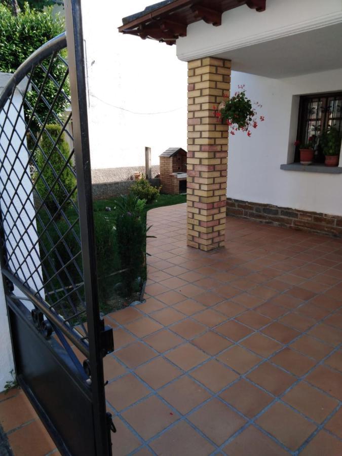 Apartamento Rural Casa Paco Con Jacuzzi Exterior Y Barbacoa Аїнса Екстер'єр фото